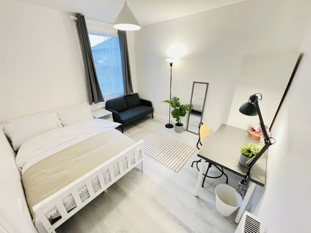 0db4ed3976a112b01a05e70394e67a3c1d6fd4aedeeba5b6a8706f00fa913b50 5e70421afc v0 w1280xh0 rDEF.jpg