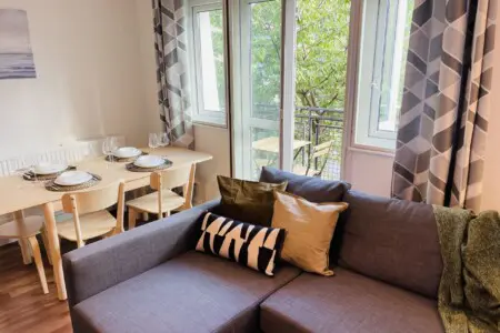 30dfcf8514fca6fdb900ab872a4cf1b0a9d4136fe6157aeb0b6b545750a08fdc 00d1c94b0e v0 w1280xh0 rDEF.jpg