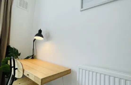 37ef4a53529a366cf0c01373e7728d7069c631b8462ed2801eca0d85bc2700a9 00d1c94b0e v0 w1280xh0 rDEF.jpg