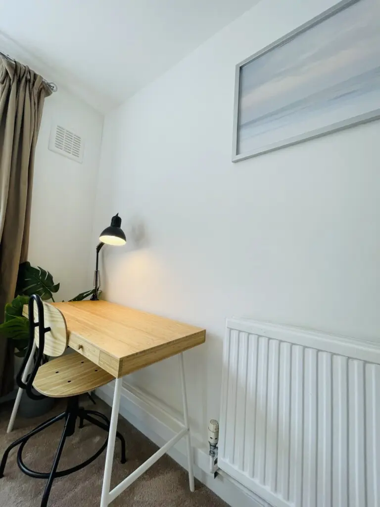 37ef4a53529a366cf0c01373e7728d7069c631b8462ed2801eca0d85bc2700a9 00d1c94b0e v0 w1280xh0 rDEF.jpg