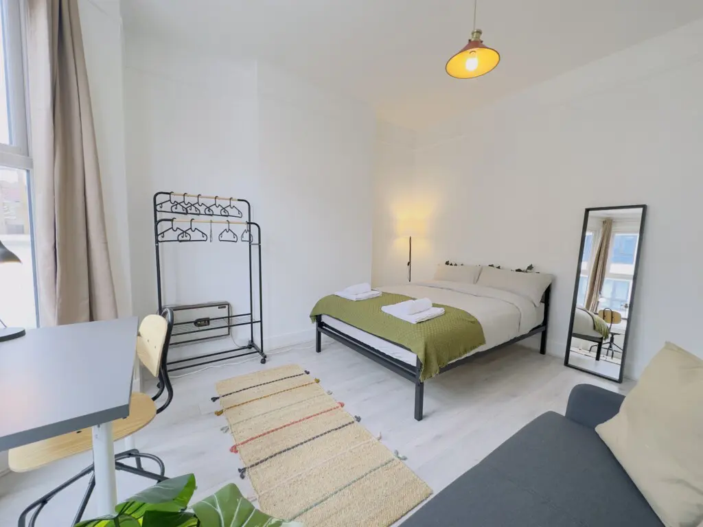 645179e33607beb71bb33fc9c2a17d15f6b3e9acaf95a2cdad17d5315f0d292b 26f09cf7a4 v0.JPEG w1280xh0 rDEF.jpg