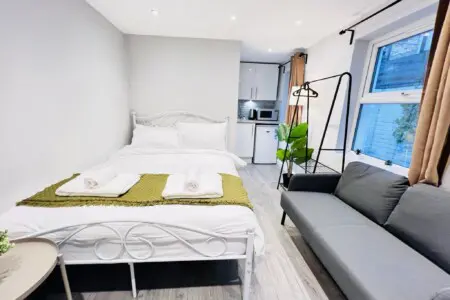 7973fdfc9ae5778983695a46ea12ee333e994c17a73c8a60daece15763701809 34b39a3200 v0.JPEG w1280xh0 rDEF.jpg