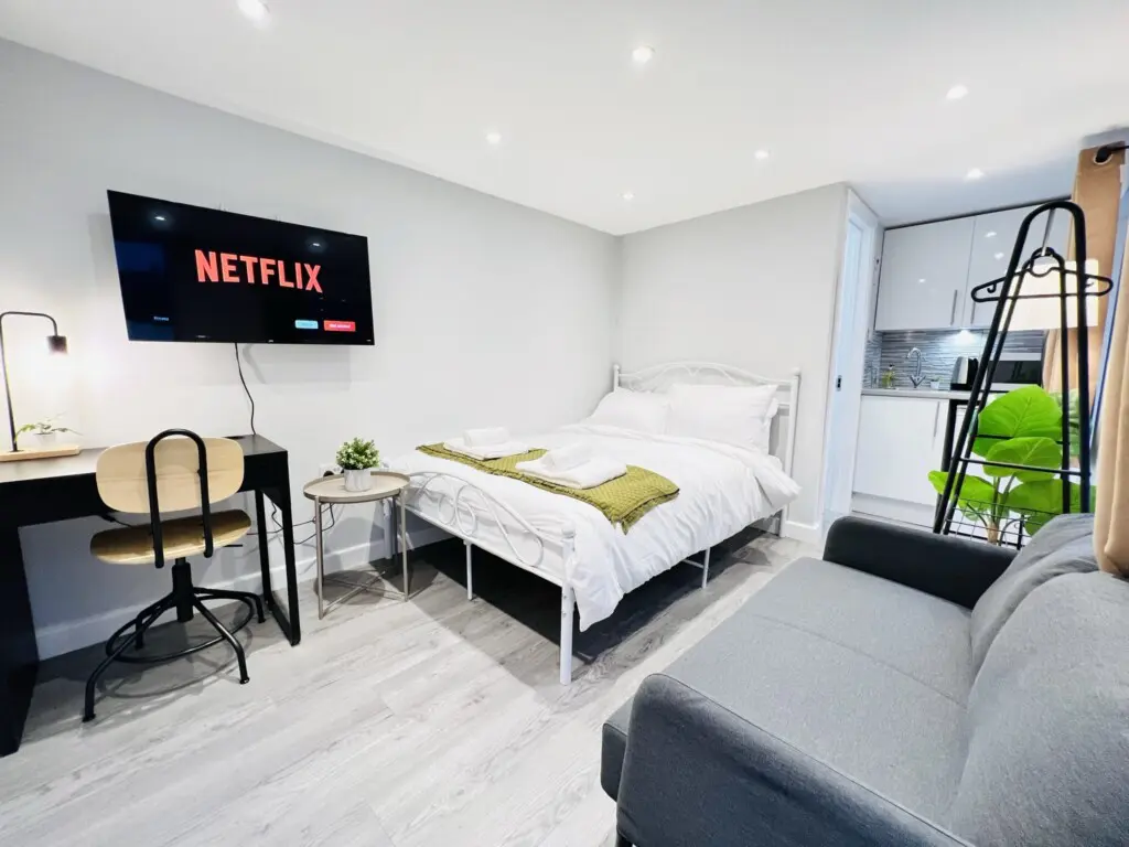 deb459152512ee3da2f4ce4d65b6b248d824b89d48a4e9b8d843f921dbb77287 34b39a3200 v0.JPEG w1280xh0 rDEF.jpg