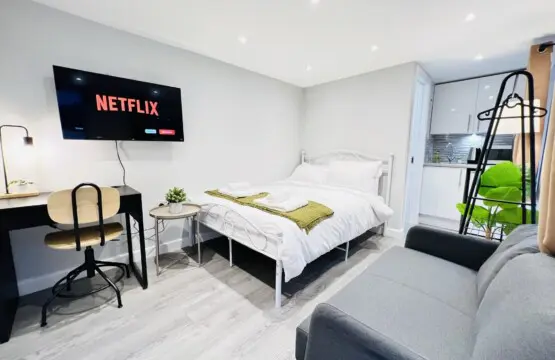 deb459152512ee3da2f4ce4d65b6b248d824b89d48a4e9b8d843f921dbb77287 34b39a3200 v0.JPEG w1280xh0 rDEF.jpg