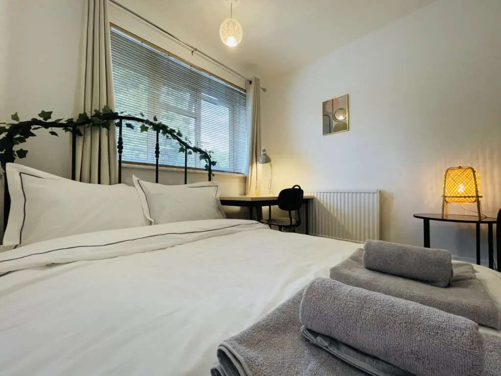 e686a62c85d264788f6c4804d4c18b4d980a705a0190ee37a1e6d0ee55076fb3 00d1c94b0e v0 w1280xh0 rDEF.jpg