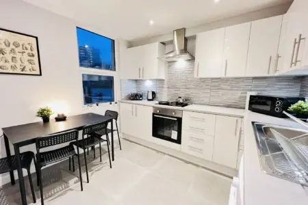 f3dd27327359c7cc8dc681484634ec332518064a0a72b755cd6e37266a3d009c 34b39a3200 v0.JPEG w1280xh0 rDEF.jpg